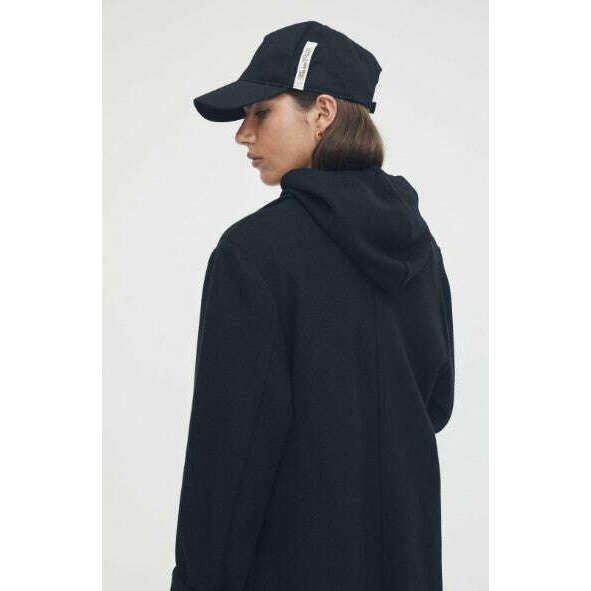 Legoe. Heritage Crepe Knit Hoodie