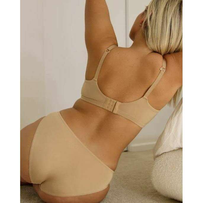 embrace-essentials-lounge-nursing-bra-camel4