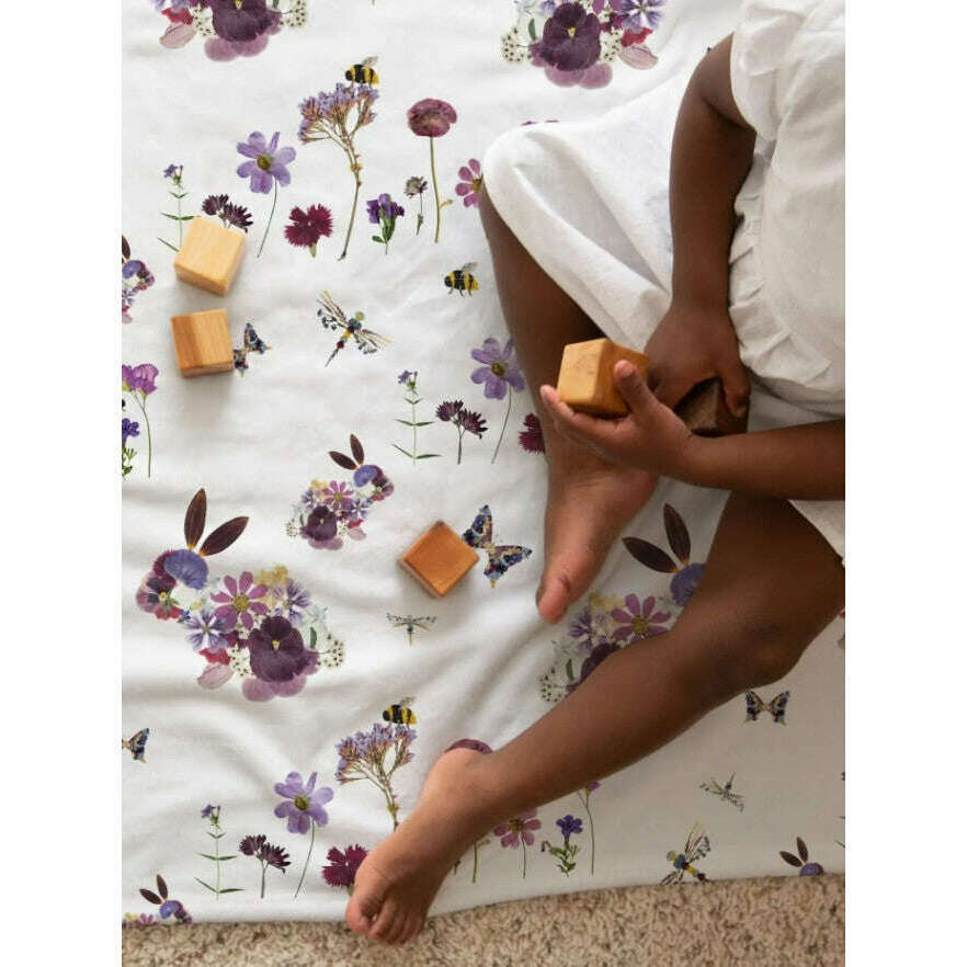 garden-bunnies-minky-blanket