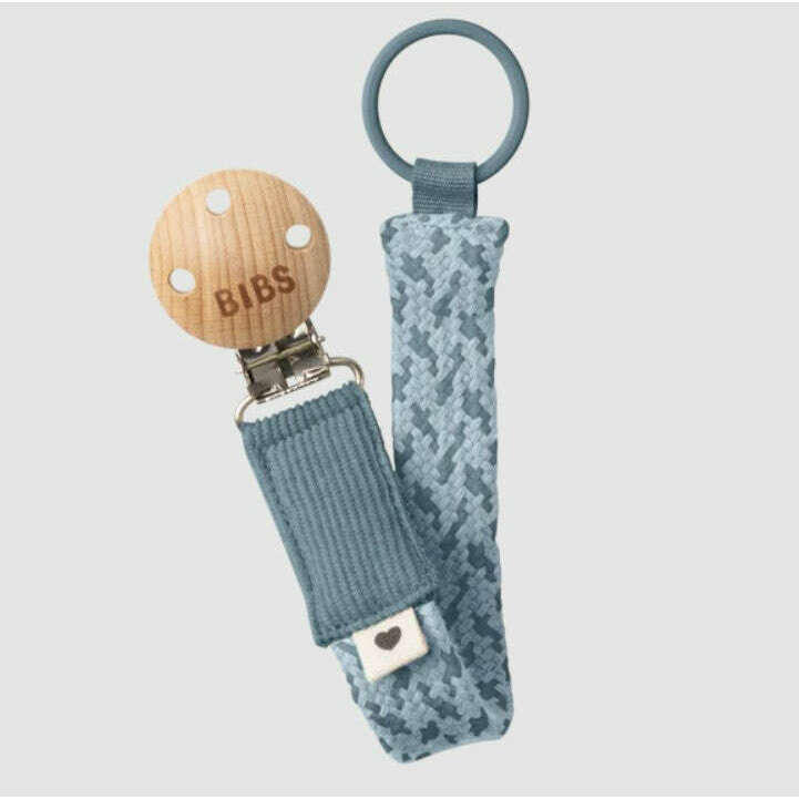pacifier-clip-blue