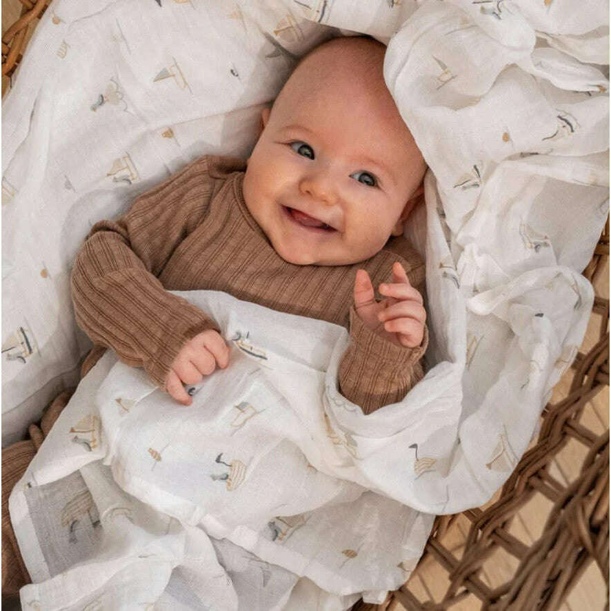 perlimpinpin-cotton-muslin-swaddle-boats1