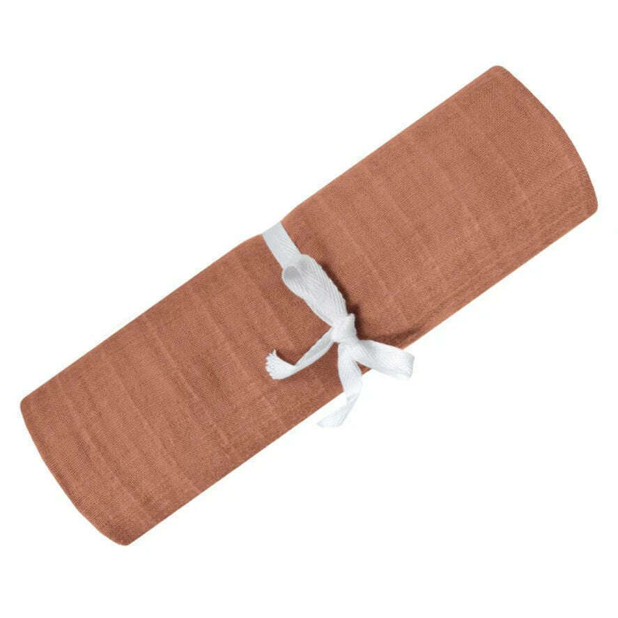perlimpinpin-cotton-muslin-swaddle-cinnamon