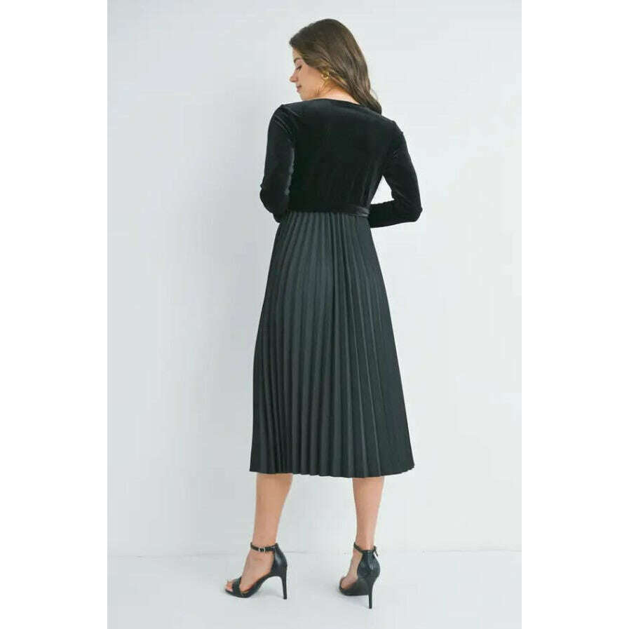 Hello Miz Pleated Nursing Dress